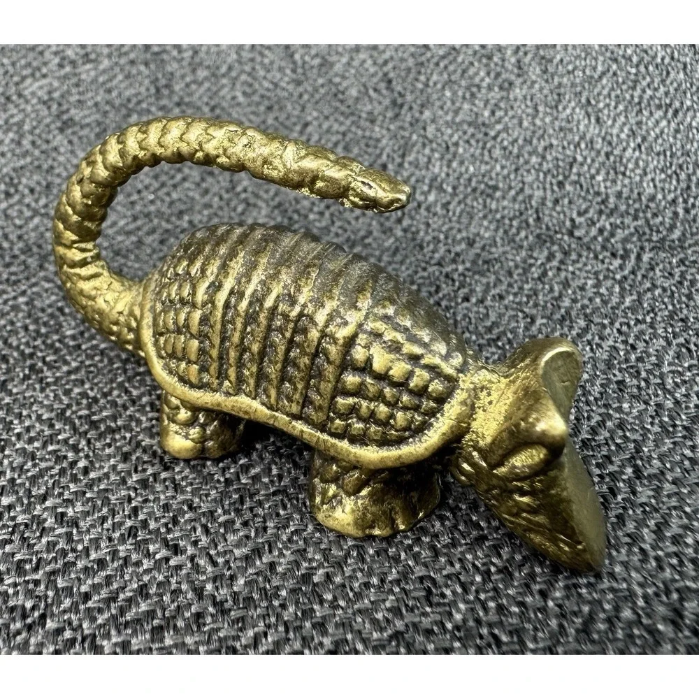 Vintage Baby Brass Armadillo Figurine Paperweight Russ Berrie 2